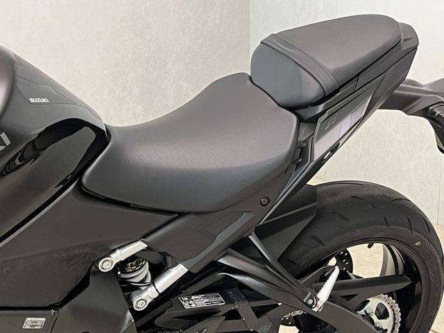 suzuki - gsx-s-1000-abs