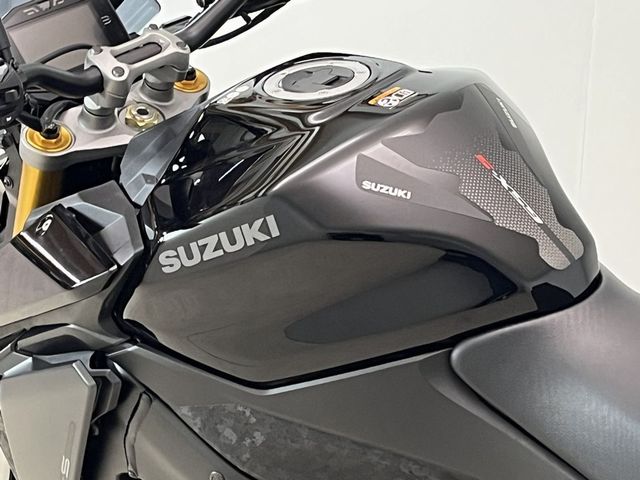 suzuki - gsx-s-1000-abs