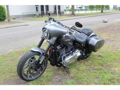 HARLEY-DAVIDSON SPORT GLIDE – foto 3