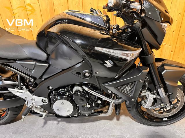 suzuki - b-king-1300