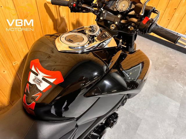 suzuki - b-king-1300