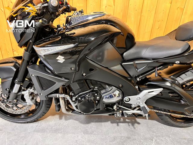 suzuki - b-king-1300