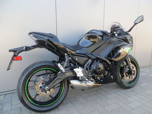 kawasaki - ninja-650