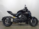 DUCATI DIAVEL V4