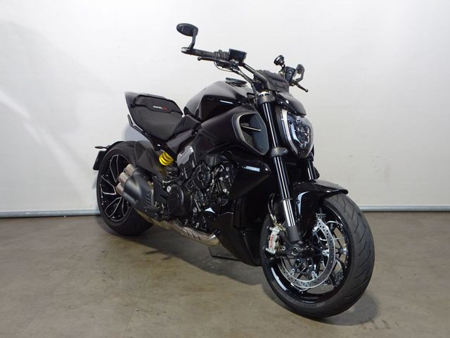 ducati - diavel-v4