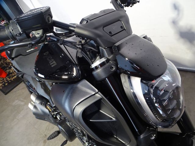 ducati - diavel-v4