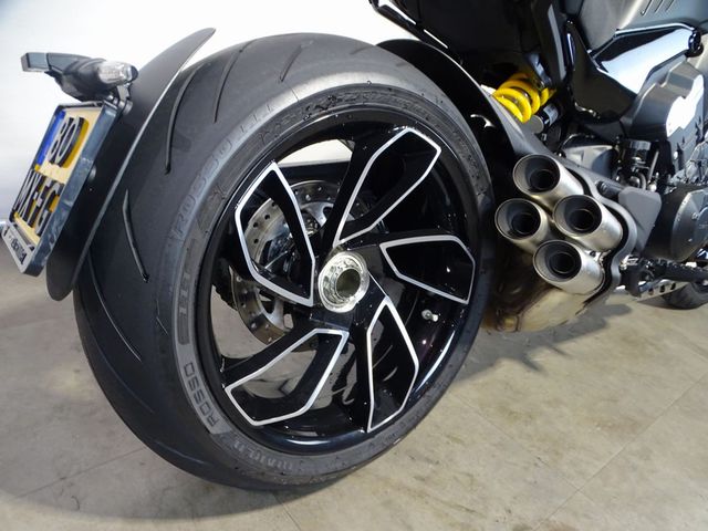 ducati - diavel-v4