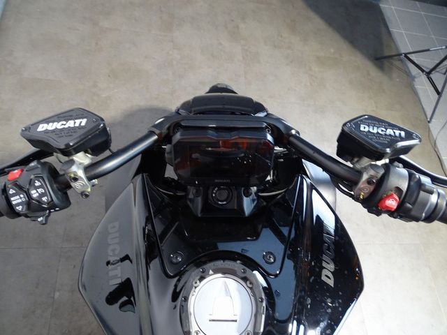 ducati - diavel-v4
