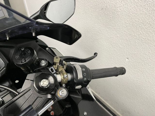 kawasaki - ninja-zx-10r