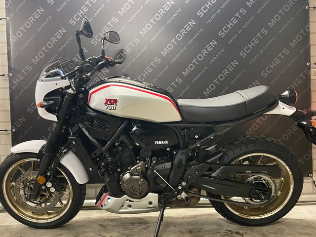 yamaha - xsr-700-xtribute