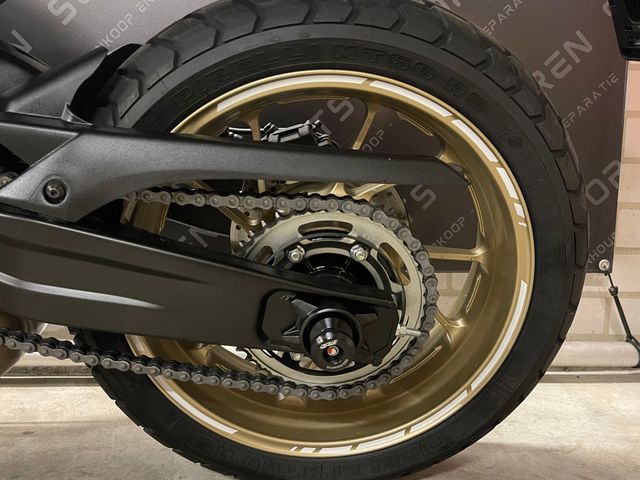 yamaha - xsr-700-xtribute