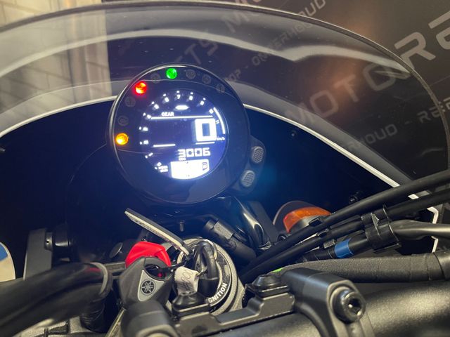 yamaha - xsr-700-xtribute