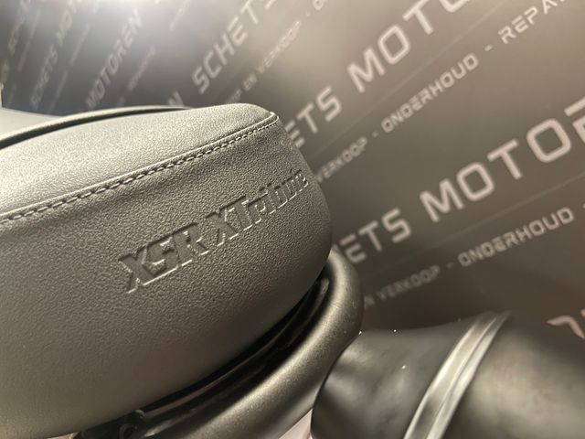 yamaha - xsr-700-xtribute