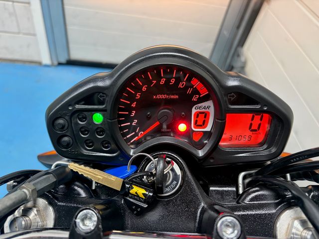 suzuki - gladius