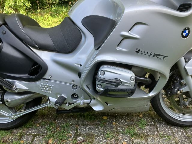 bmw - r-1150-rt