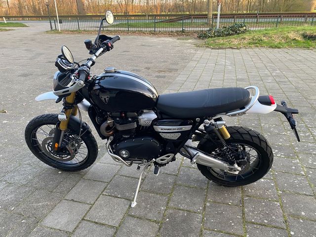 triumph - scrambler-1200-xe