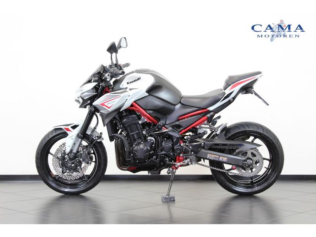 kawasaki - z900