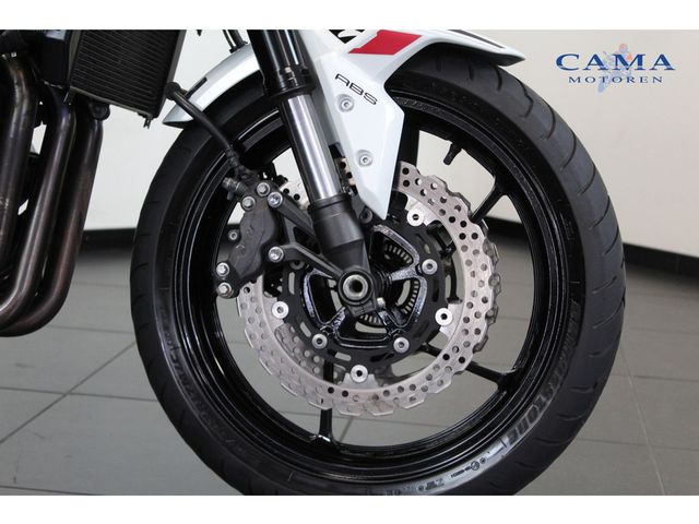 kawasaki - z900
