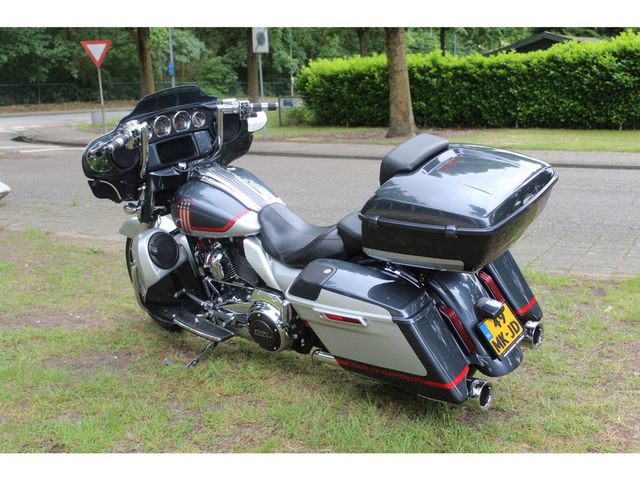 harley-davidson - cvo-streetglide-117