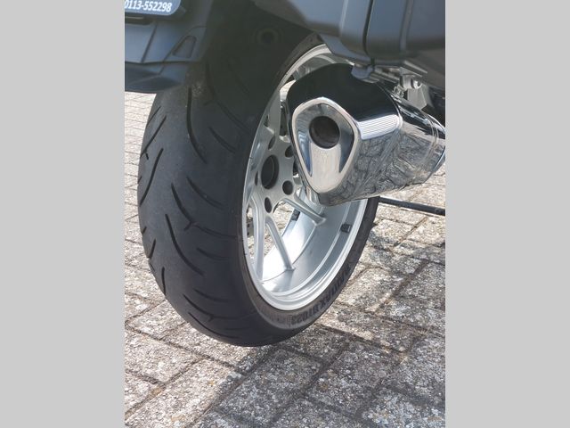 bmw - r-1200-rt-lc