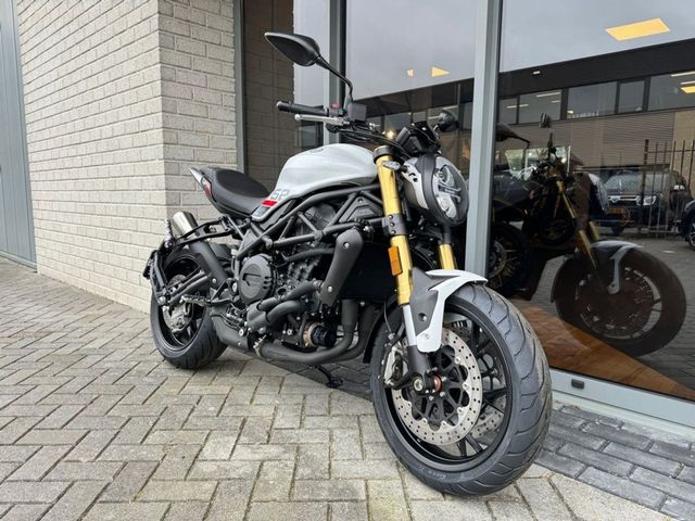 benelli - 752-s