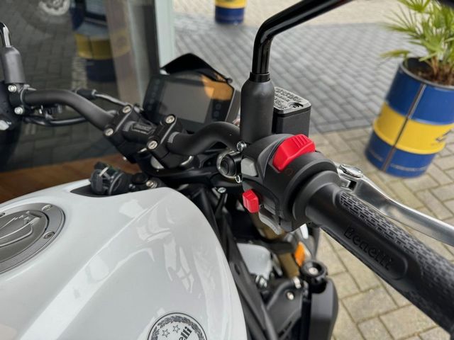 benelli - 752-s