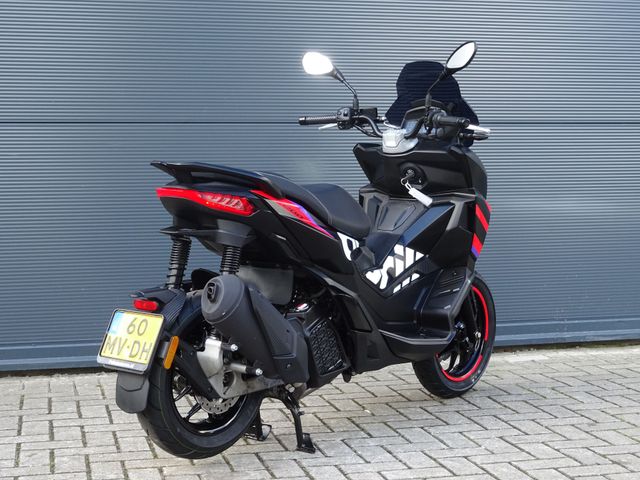 aprilia - sr-gt-replica-200