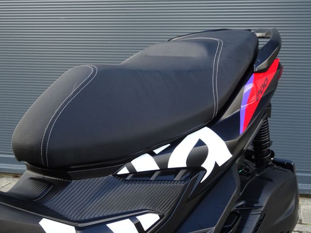 aprilia - sr-gt-replica-200