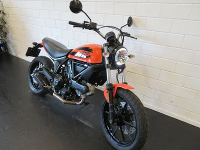 DUCATI SCRAMBLER SIXTY2 – foto 2