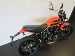 Ducati Scrambler Sixty 2 Nieuwstaat! 2018 occasion – foto 12 van 14