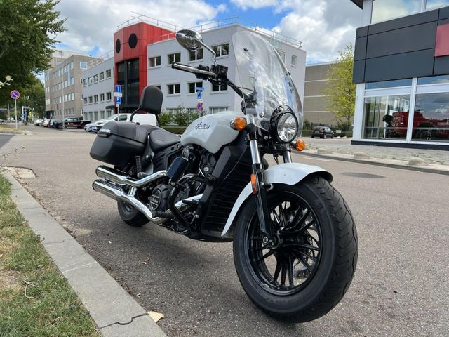 indian - scout-bobber-sixty