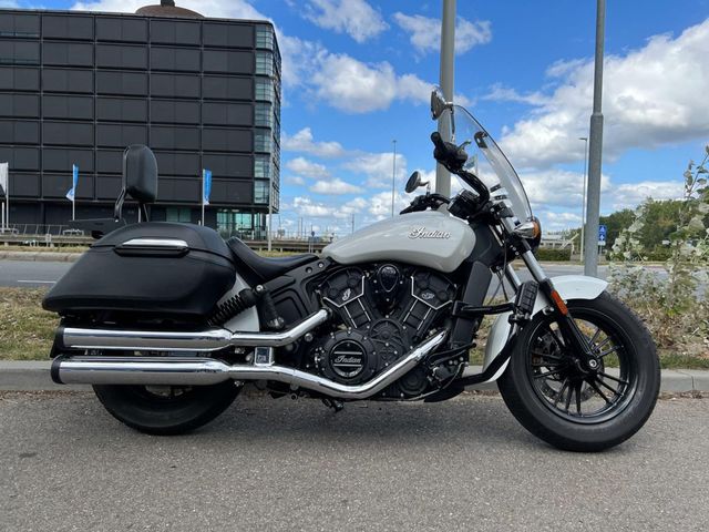 indian - scout-bobber-sixty