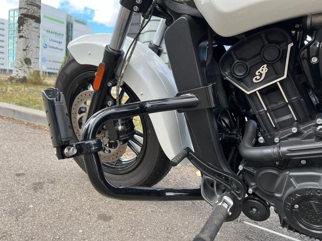 indian - scout-bobber-sixty