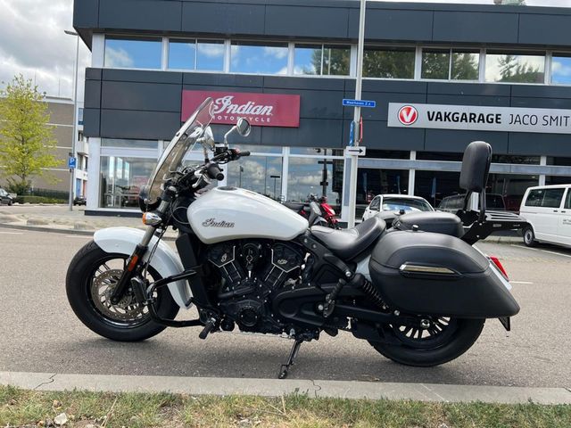 indian - scout-bobber-sixty