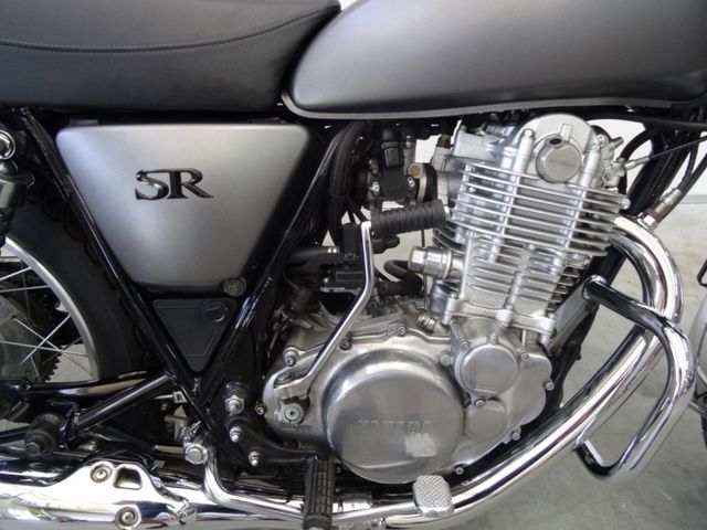 yamaha - sr-400