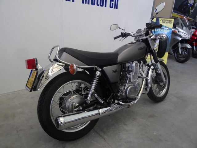 yamaha - sr-400