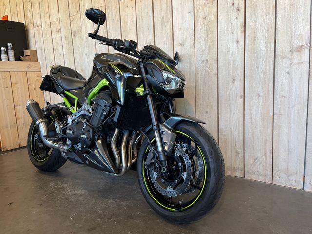 kawasaki - z900