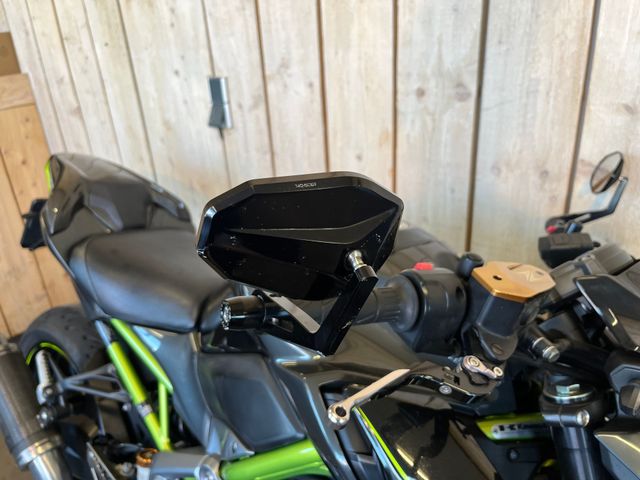 kawasaki - z900