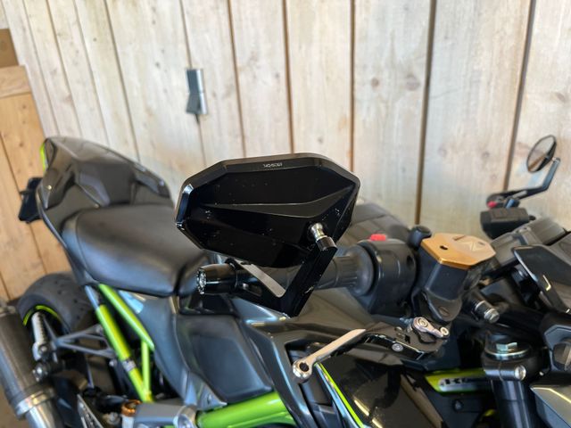 kawasaki - z900