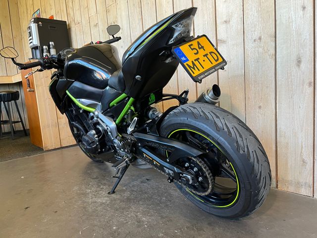 kawasaki - z900