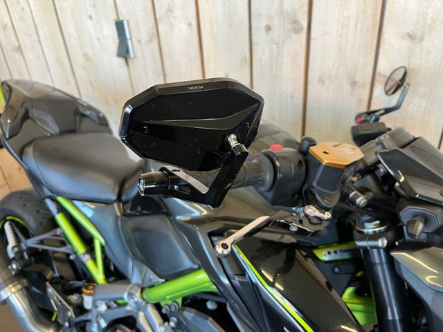 kawasaki - z900