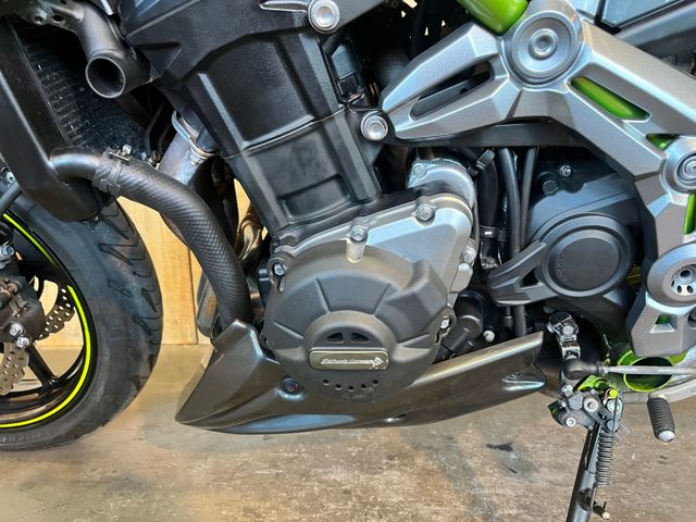 kawasaki - z900