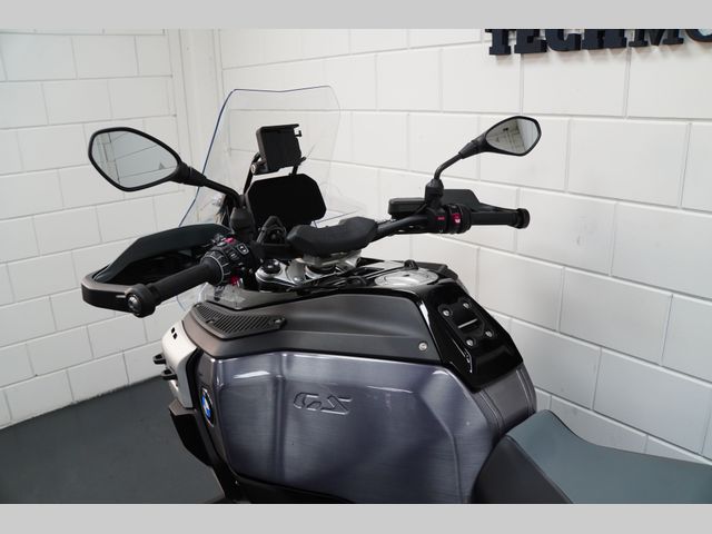 bmw - r-1300-gs-adventure-triple-black