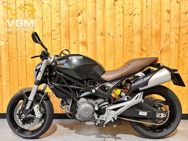 ducati - monster-696