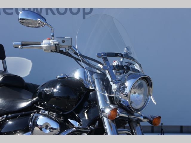 suzuki - c-800-intruder