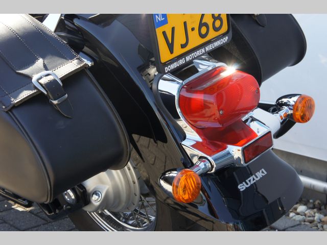 suzuki - c-800-intruder