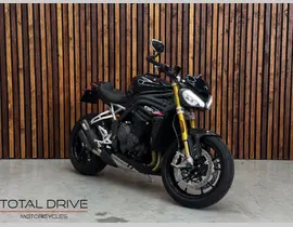 Triumph Speed Triple 1200 RS 2021