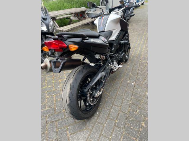 bmw - f-800-r