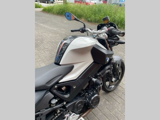 bmw - f-800-r