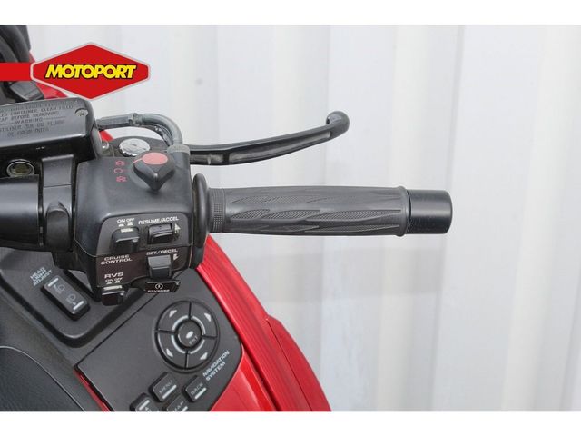 honda - gl-1800-goldwing-abs